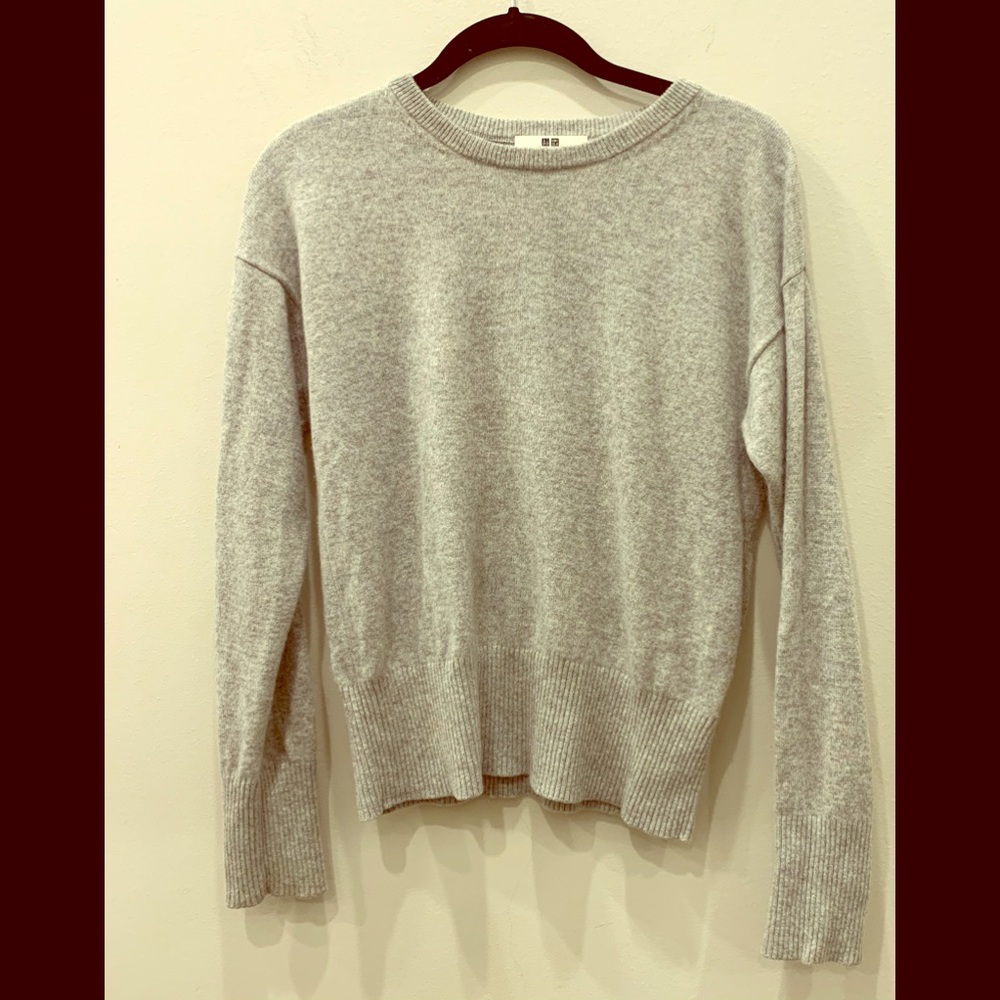 Uniqlo grey cashmere sweater size s